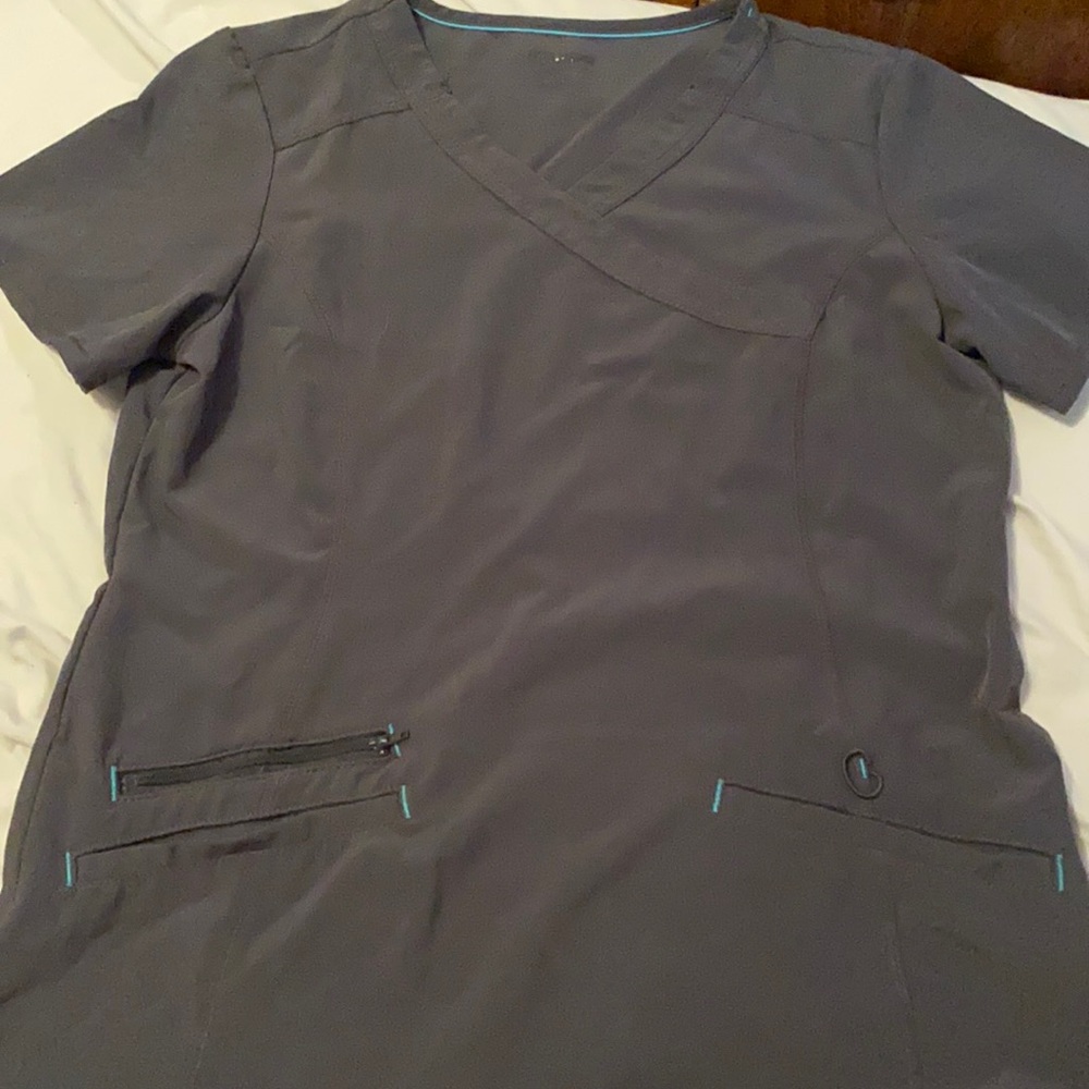 Scrub top